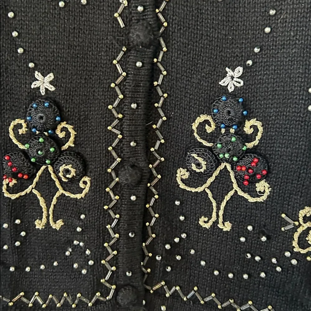 Vinteage Erika Sweater Vest with Embroidery and beads.  Size XL
